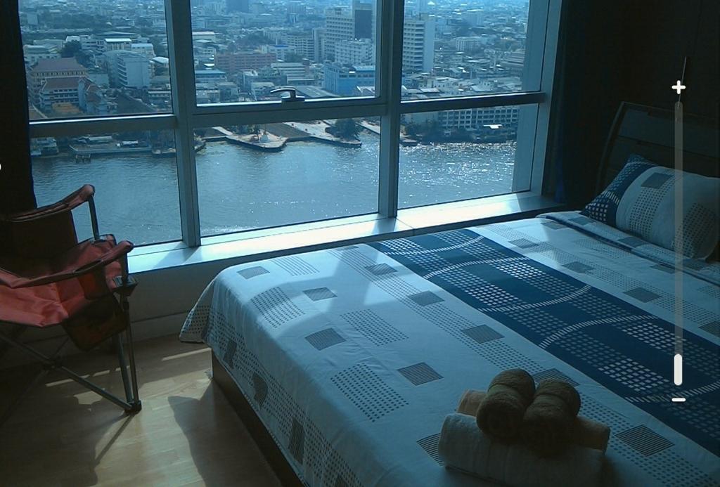 Baan Sathorn Riverfront Bangkok Rum bild